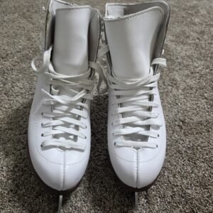 GAM Figure Skates 7.5 C w/ 10¼" Blades + Guardog Covers – White