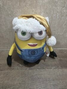Despicable Me Minion Plush Toy with Gold Santa Hat – Universal Studios – Used