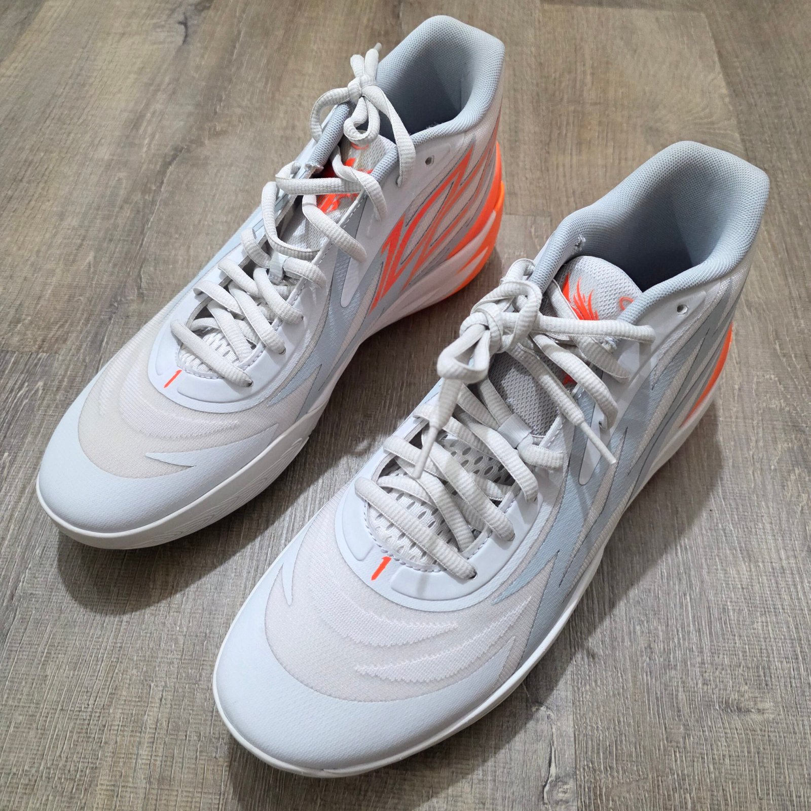 PUMA MELO Basketball Shoes Men’s 13 Grey Orange New Open Box