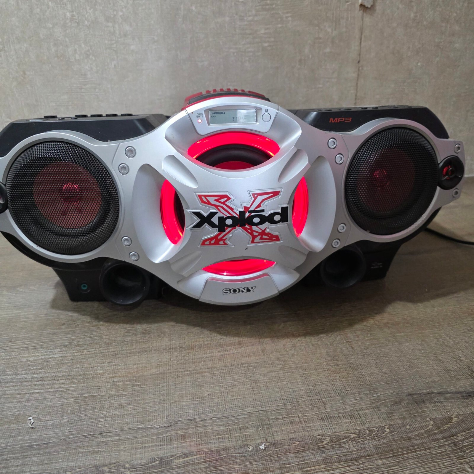 Sony Xplod CFD-G700CP CD Cassette Boombox MP3 AUX Antenna Port Broken